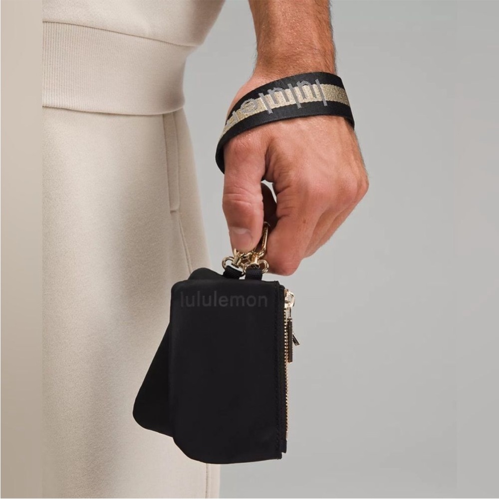 Lululemon Dual Pouch Wristlet **black & gold*** - Picture 5 of 7